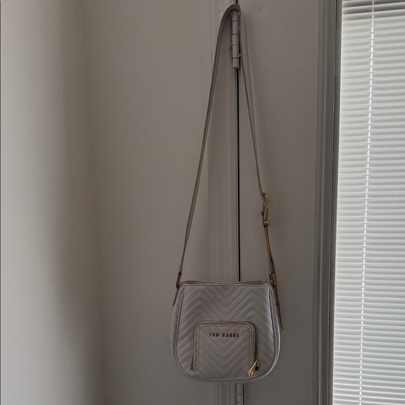 Ted Baker Quilted White Crossbody Bag - Picture 2 of 4